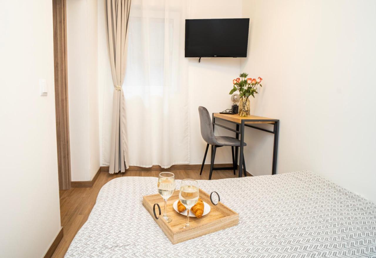 Downhill Apartment On The Groundfloor Kaunas Kültér fotó
